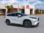 2024 Toyota Highlander Hybrid XLE
