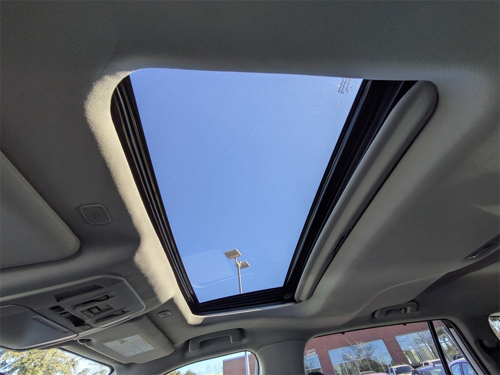 2024 Toyota Highlander Hybrid XLE