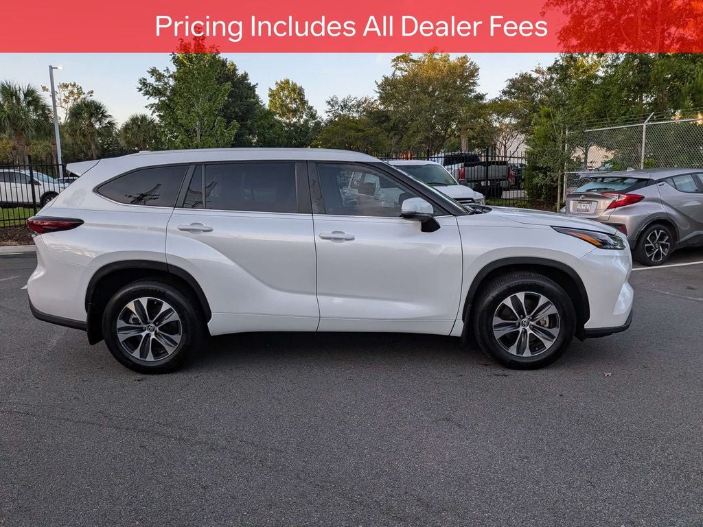 2024 Toyota Highlander XLE