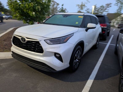 2023 Toyota Highlander XLE