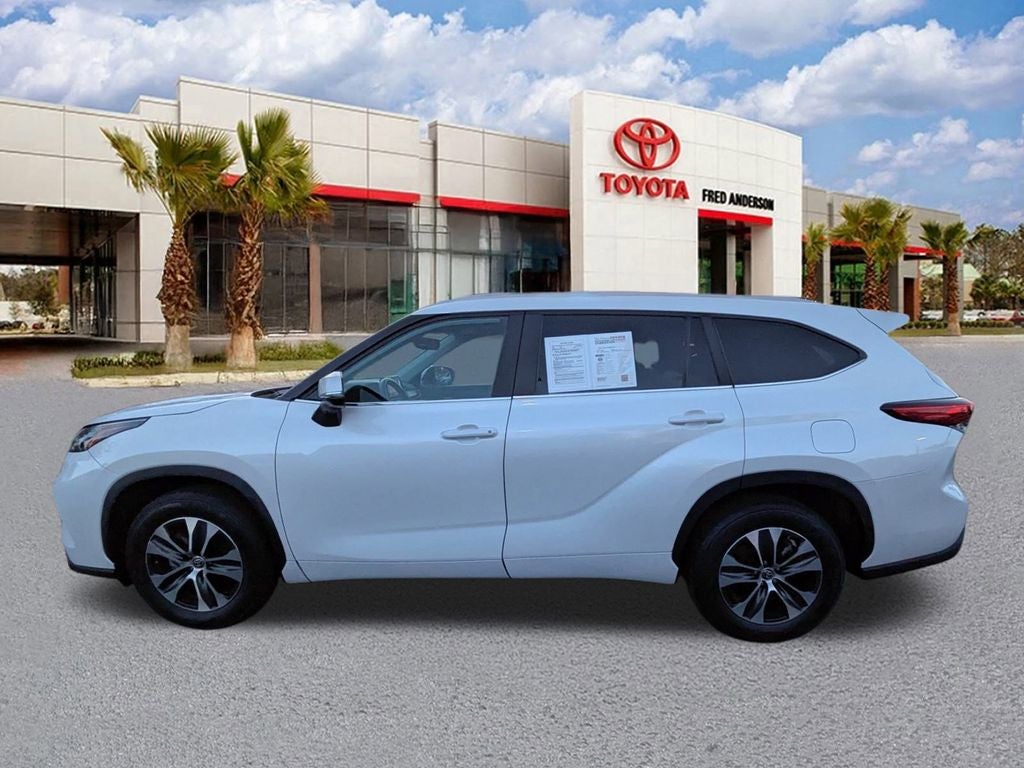 2023 Toyota Highlander XLE