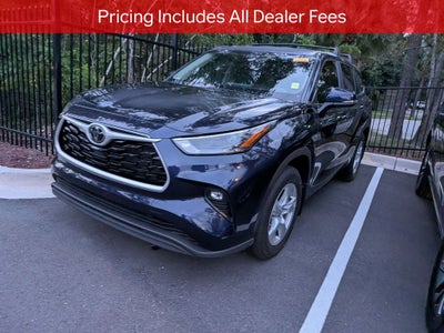 2023 Toyota Highlander LE