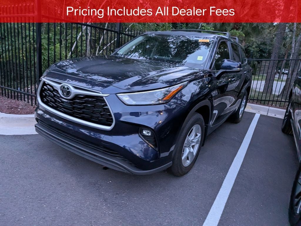 2023 Toyota Highlander LE