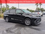 2021 Toyota Sienna LE 8 Passenger