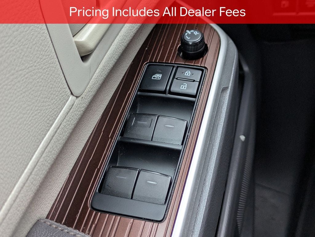 2021 Toyota Sienna LE 8 Passenger