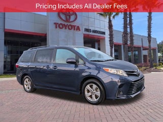 2020 Toyota Sienna LE 8 Passenger