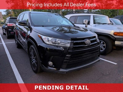 2017 Toyota Highlander SE