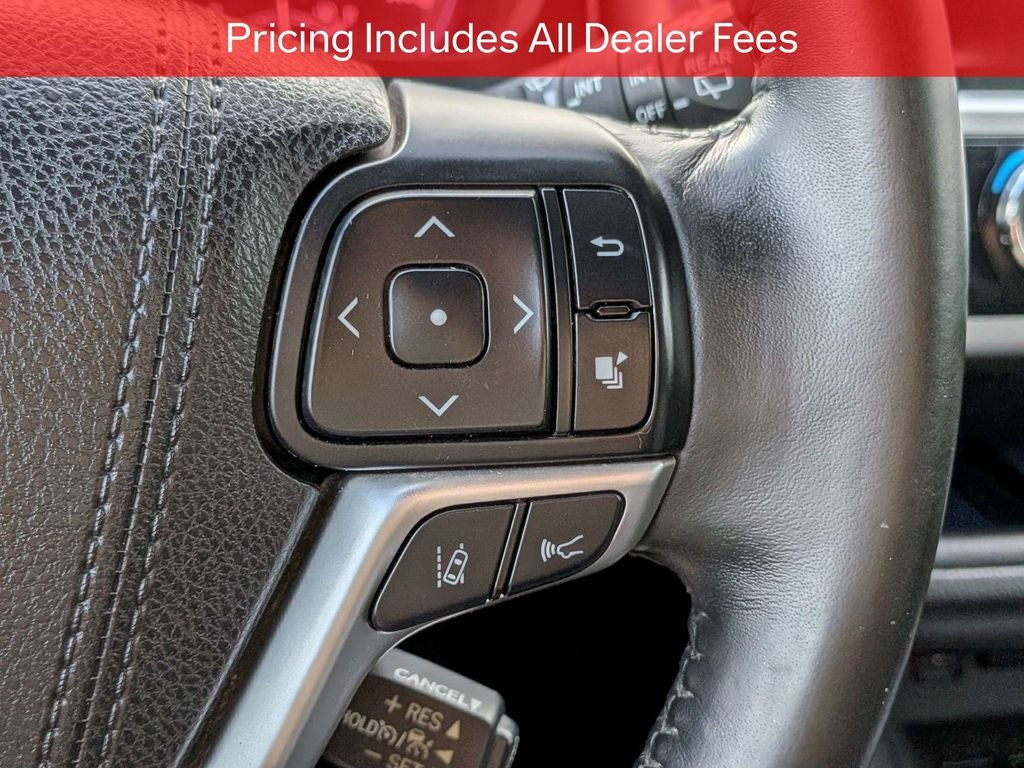 2017 Toyota Highlander SE