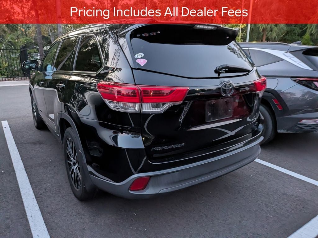 2017 Toyota Highlander SE
