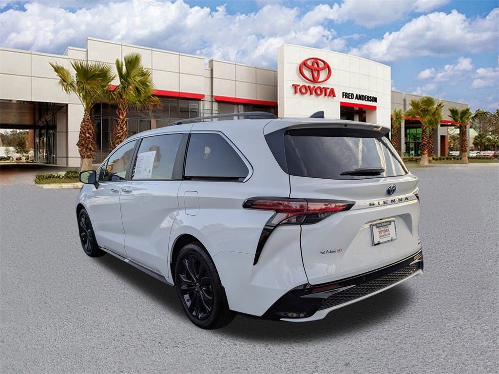 2024 Toyota Sienna XSE 7 Passenger
