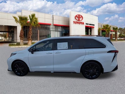 2024 Toyota Sienna XSE 7 Passenger