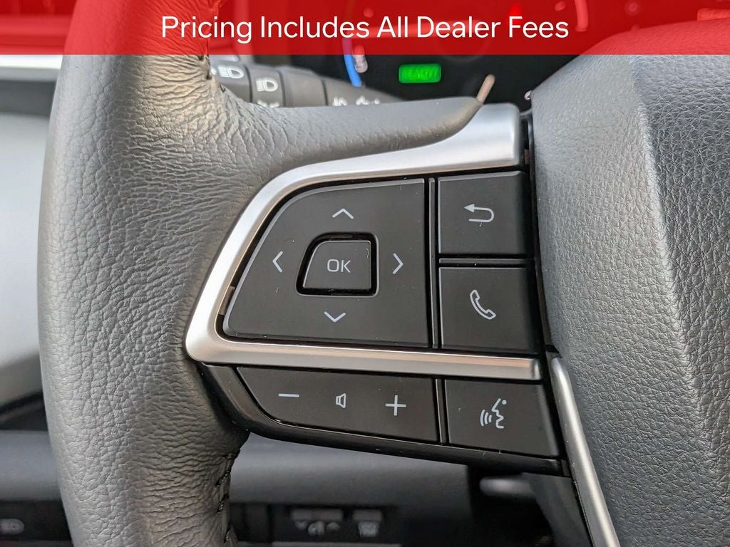 2025 Toyota Sienna XLE 8 Passenger
