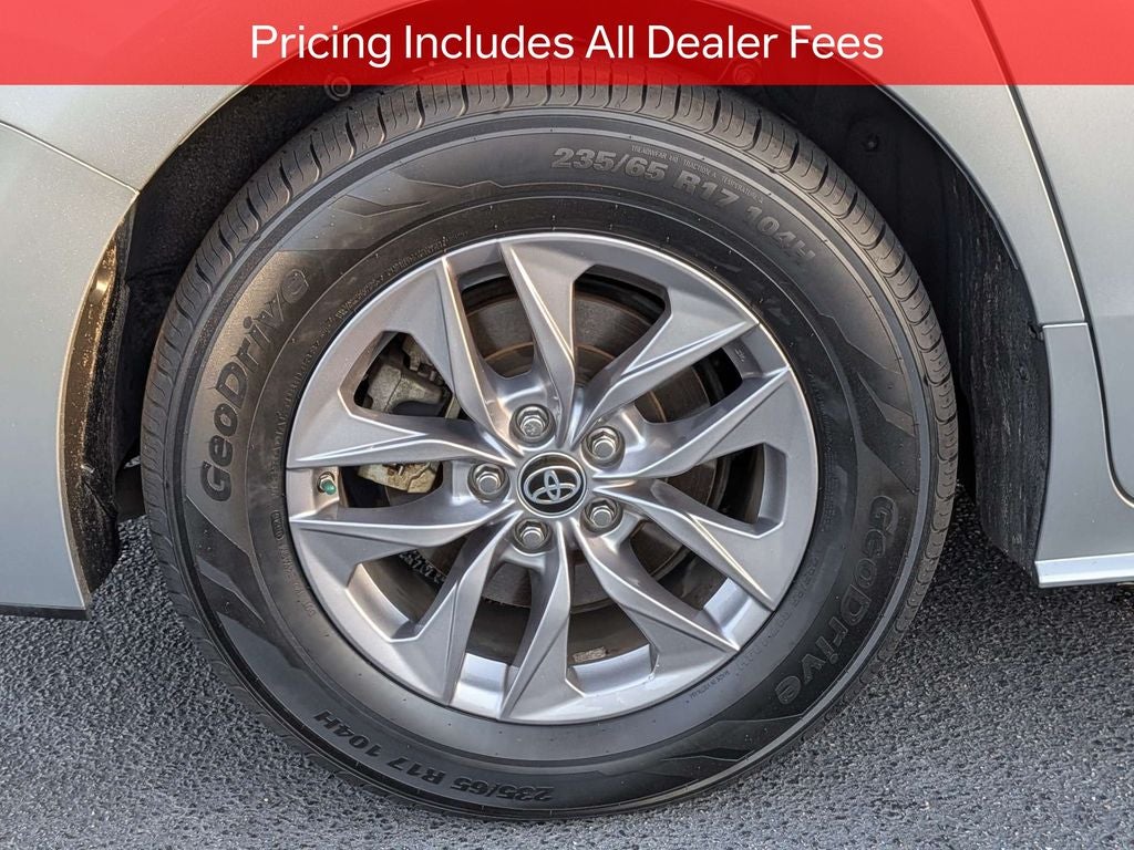 2023 Toyota Sienna XLE 7 Passenger