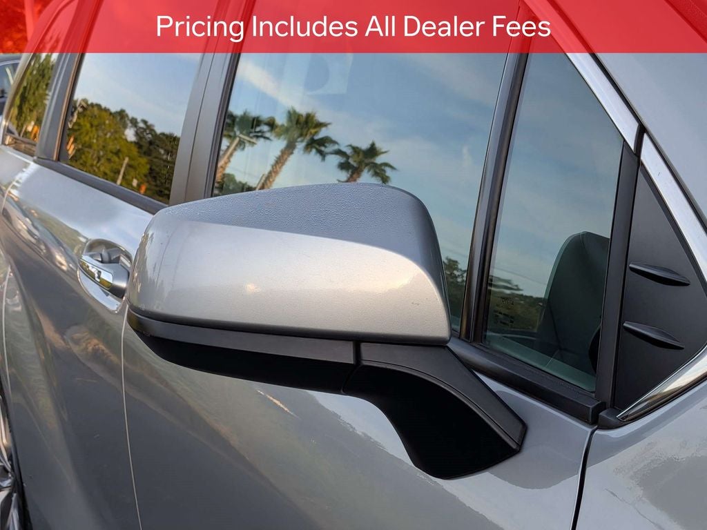 2023 Toyota Sienna XLE 7 Passenger