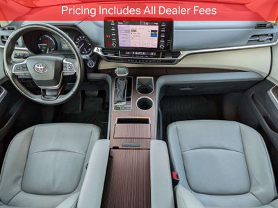 2023 Toyota Sienna XLE 7 Passenger