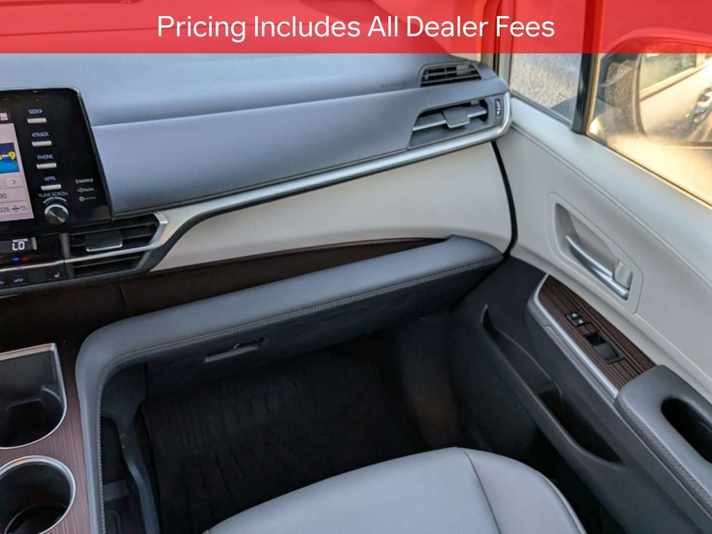 2023 Toyota Sienna XLE 7 Passenger