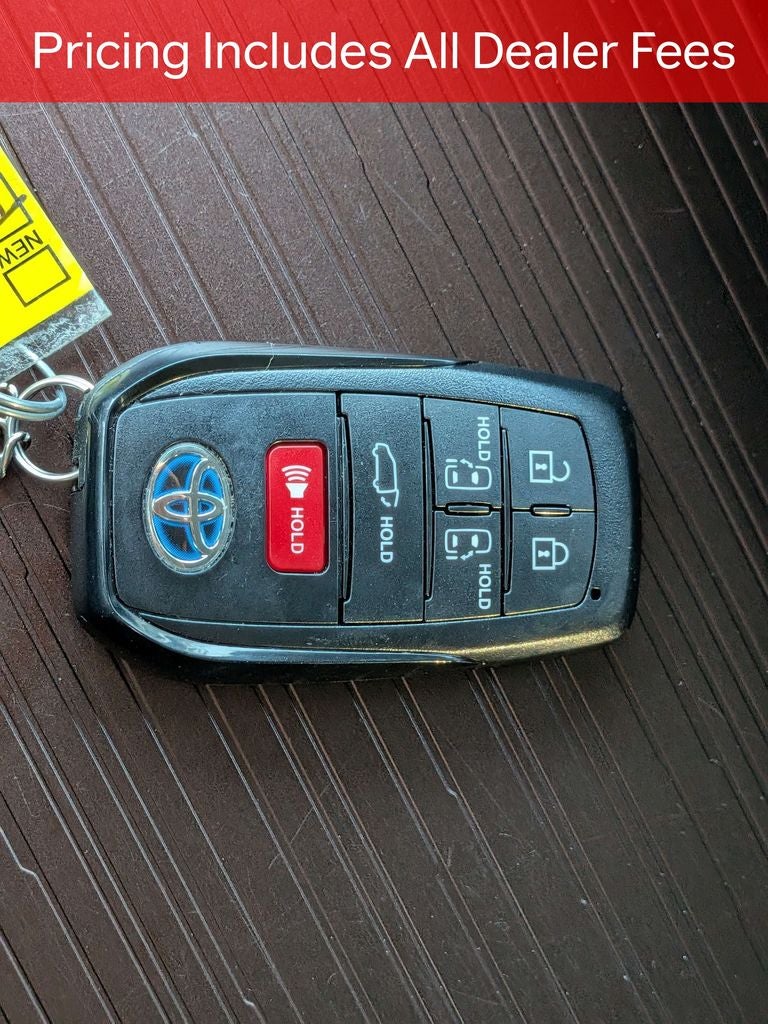 2023 Toyota Sienna XLE 7 Passenger