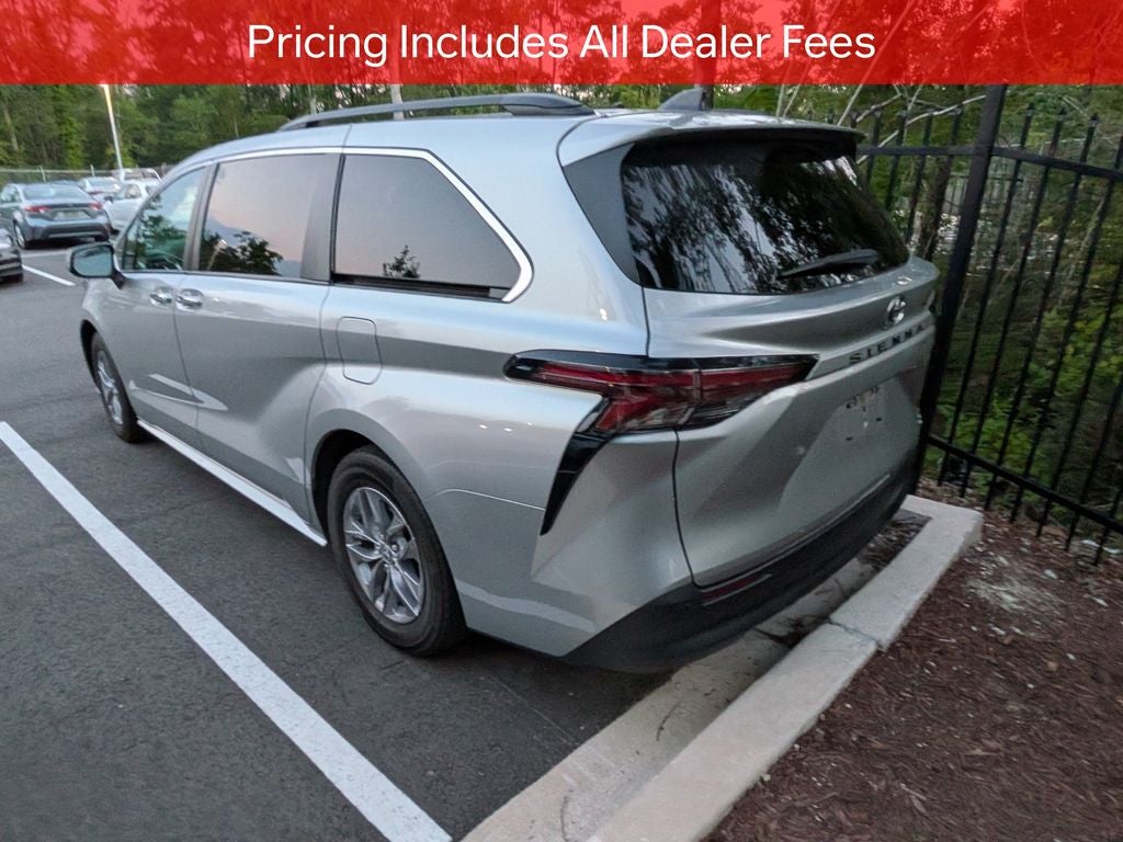 2023 Toyota Sienna XLE 7 Passenger
