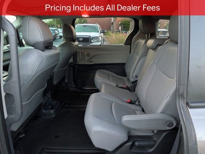 2023 Toyota Sienna XLE 8 Passenger