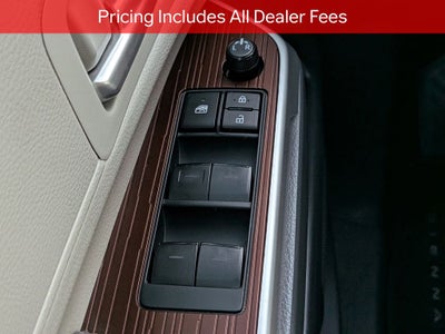 2023 Toyota Sienna XLE 8 Passenger