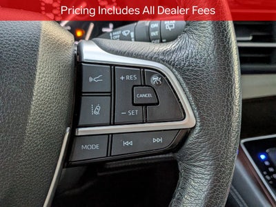 2023 Toyota Sienna XLE 8 Passenger