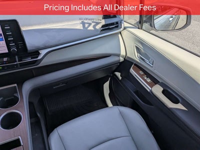 2024 Toyota Sienna XLE 7 Passenger