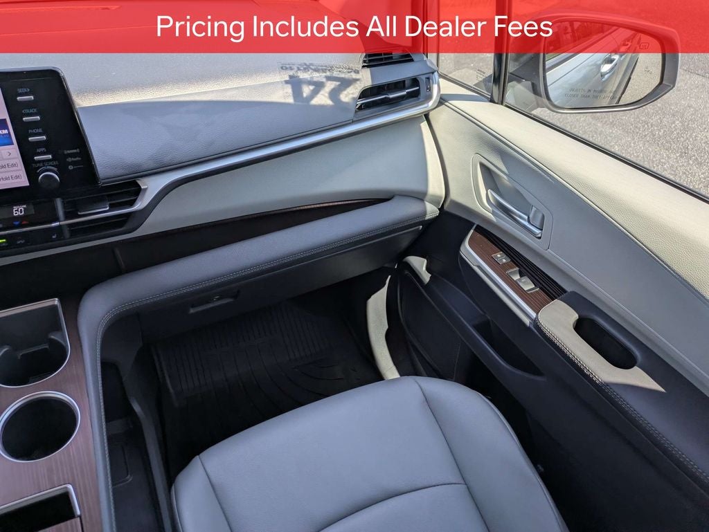 2024 Toyota Sienna XLE 7 Passenger