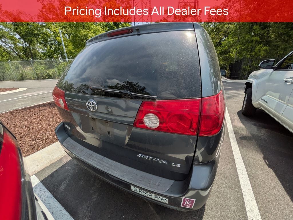 2006 Toyota Sienna Base