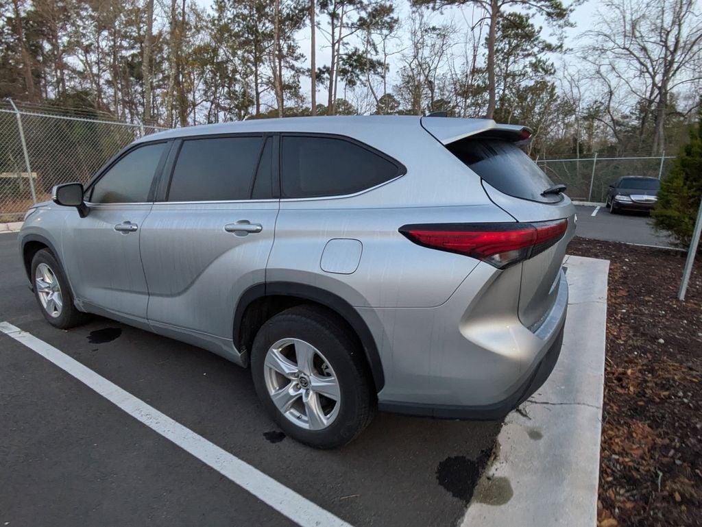2023 Toyota Highlander Hybrid LE