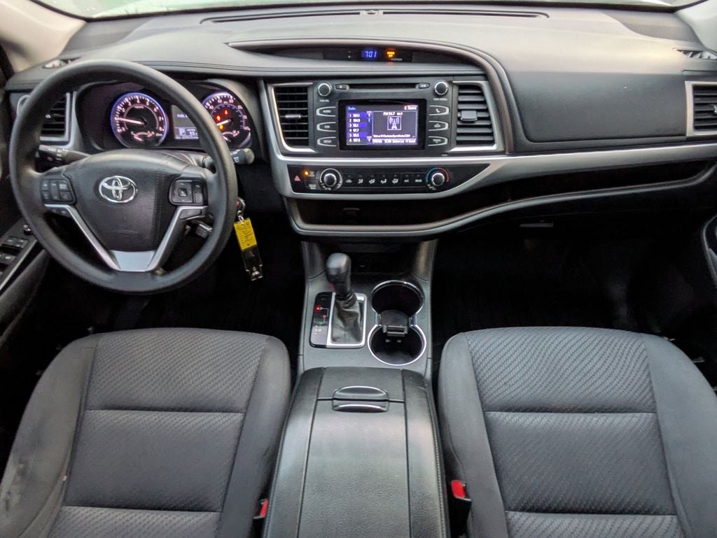 2015 Toyota Highlander LE