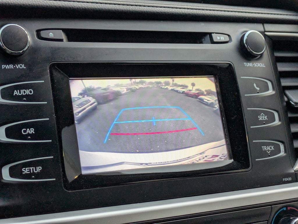 2015 Toyota Highlander LE