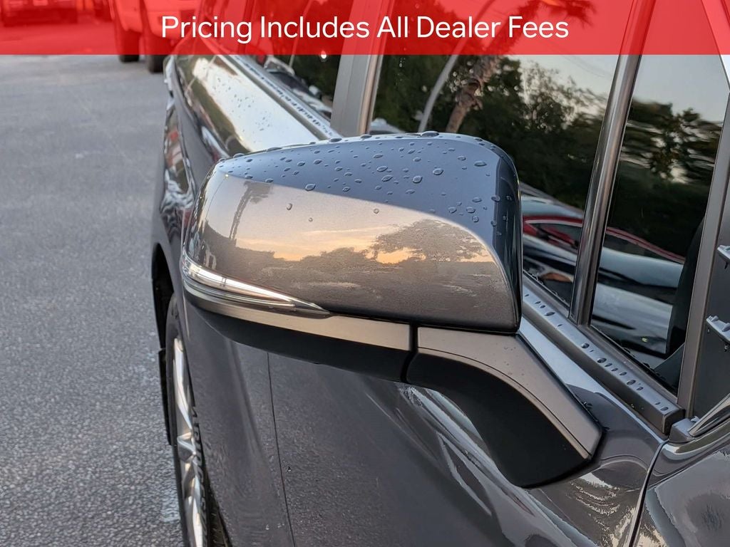 2025 Toyota Sienna Limited 7 Passenger