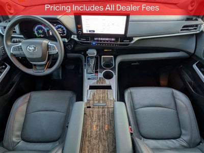 2025 Toyota Sienna Limited 7 Passenger