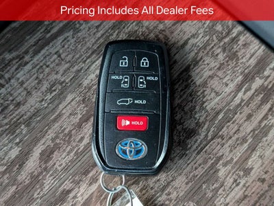2025 Toyota Sienna Limited 7 Passenger