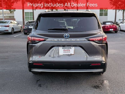 2025 Toyota Sienna Limited 7 Passenger