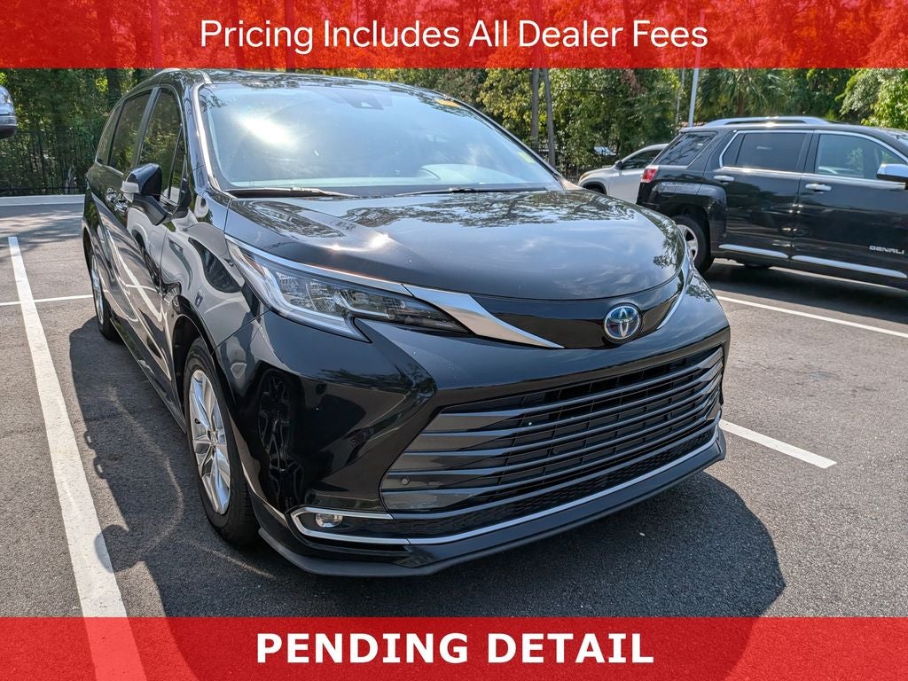 2023 Toyota Sienna Limited 7 Passenger