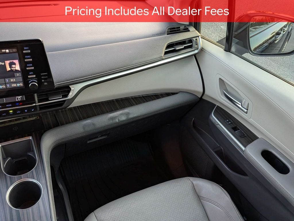 2023 Toyota Sienna Limited 7 Passenger