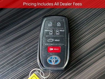 2023 Toyota Sienna Limited 7 Passenger