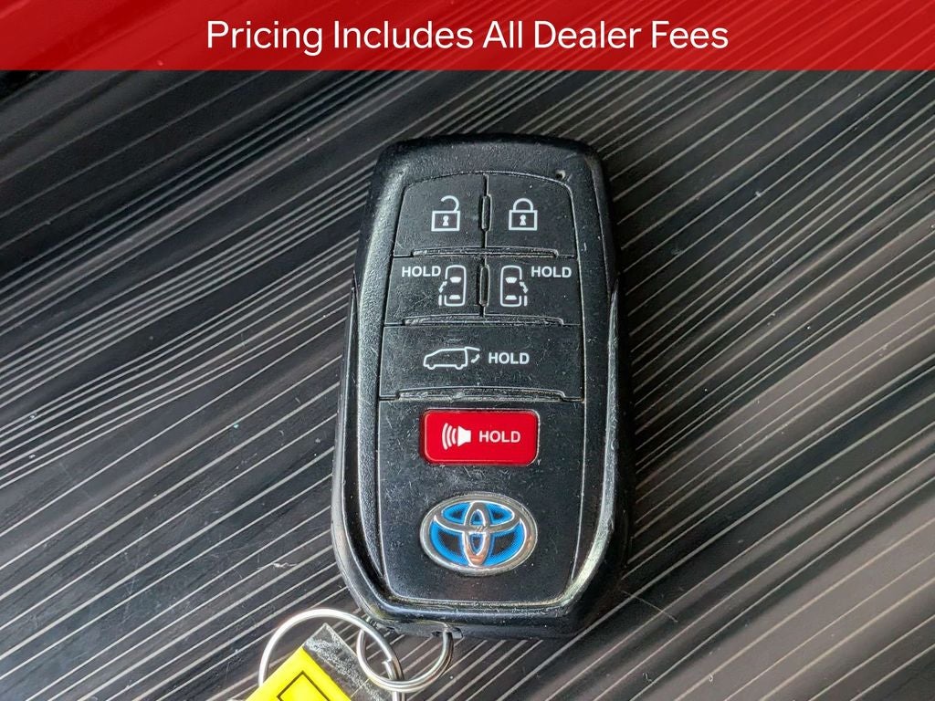 2023 Toyota Sienna Limited 7 Passenger