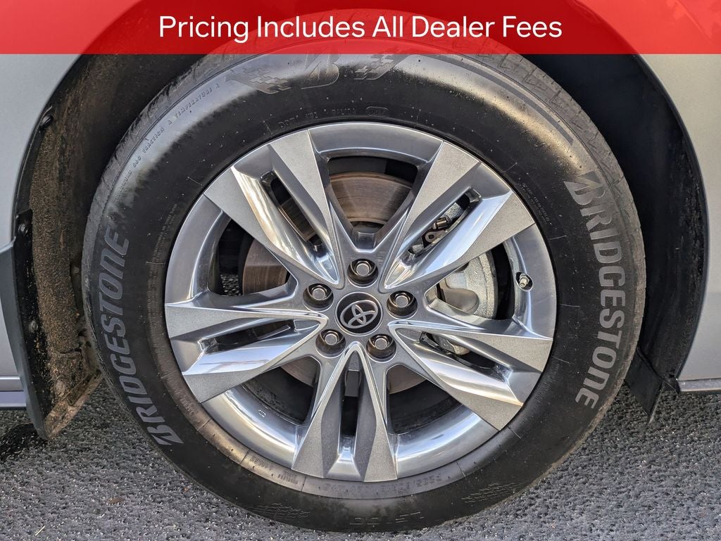2025 Toyota Sienna Limited 7 Passenger