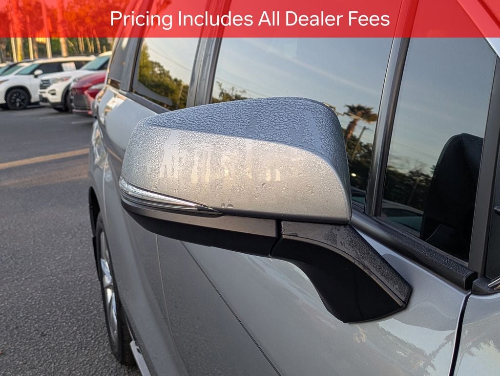2025 Toyota Sienna Limited 7 Passenger