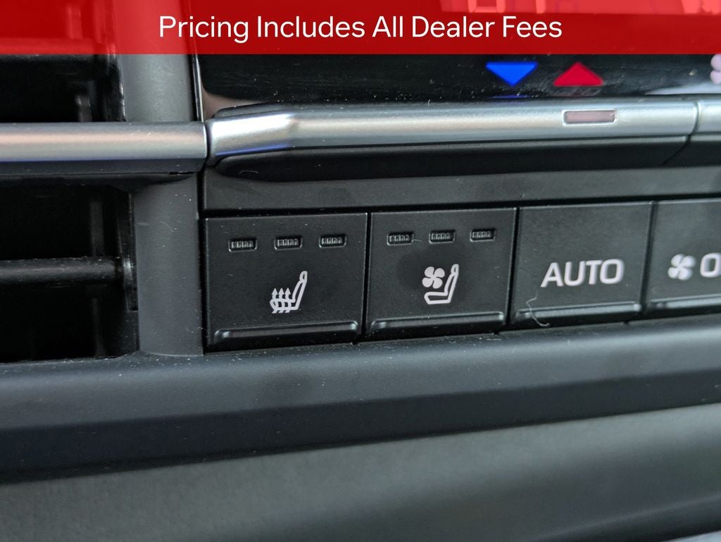 2025 Toyota Sienna Limited 7 Passenger