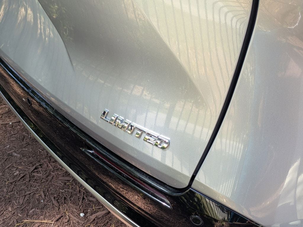2025 Toyota Sienna Limited 7 Passenger