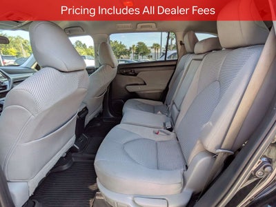 2022 Toyota Highlander LE