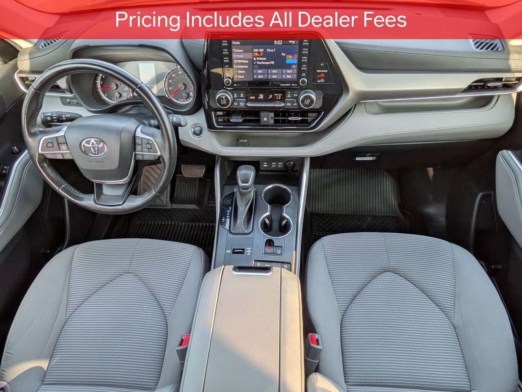 2022 Toyota Highlander LE