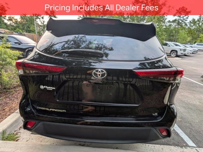 2022 Toyota Highlander LE