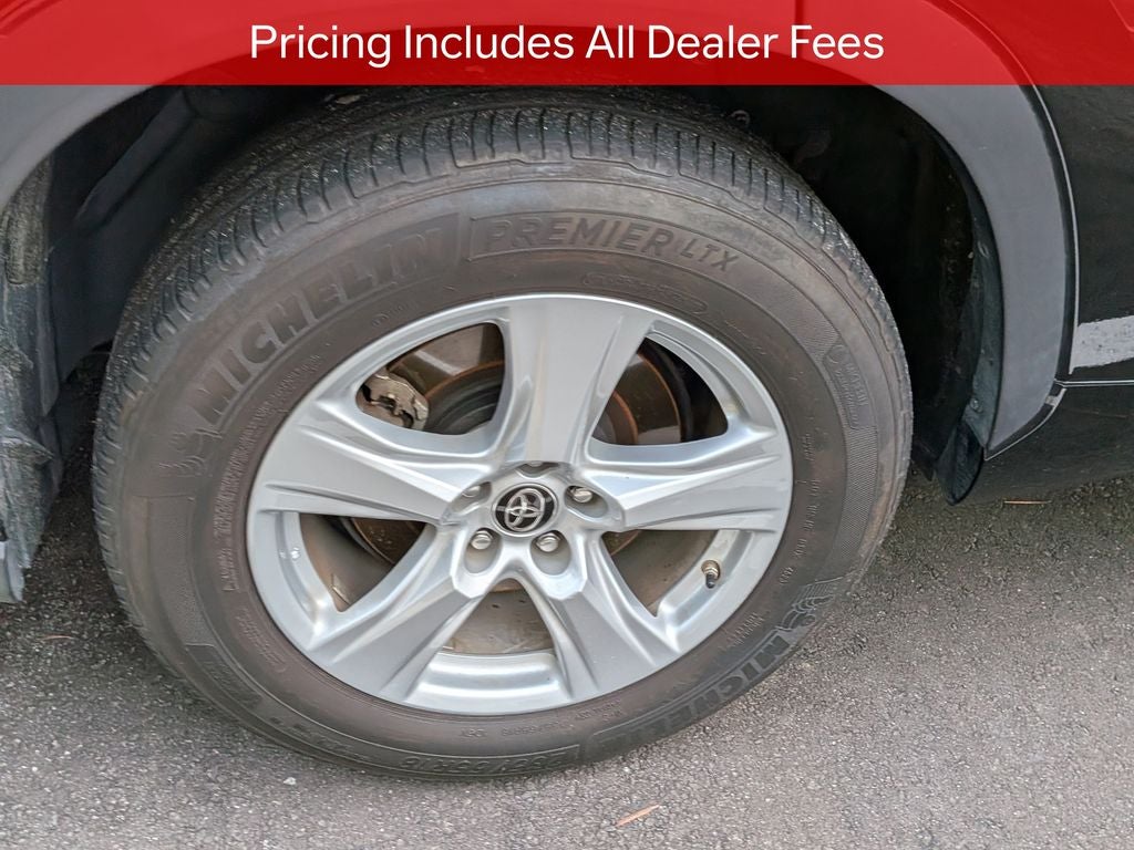 2022 Toyota Highlander LE