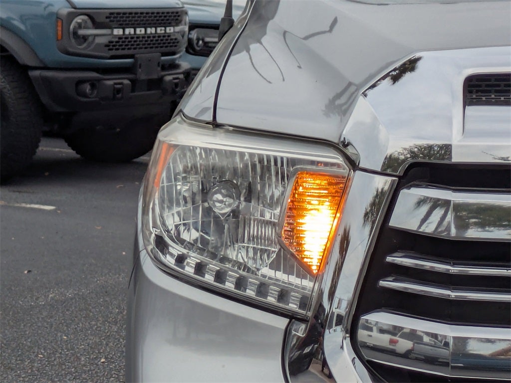 2017 Toyota Tundra SR5