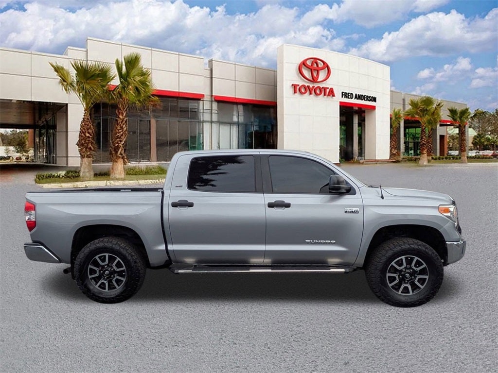 2017 Toyota Tundra SR5