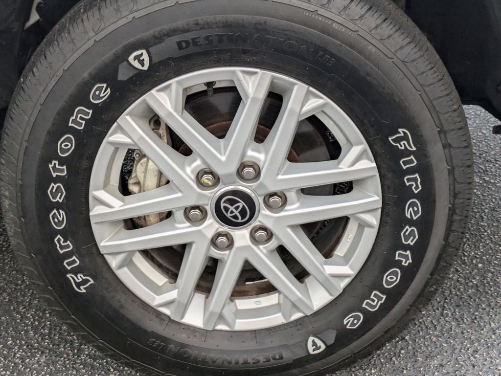 2023 Toyota Tundra SR5